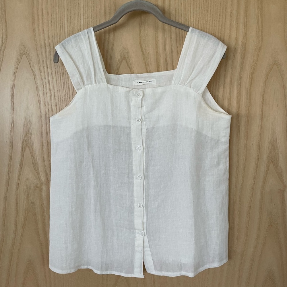 White linen blouse by I Miss Studio